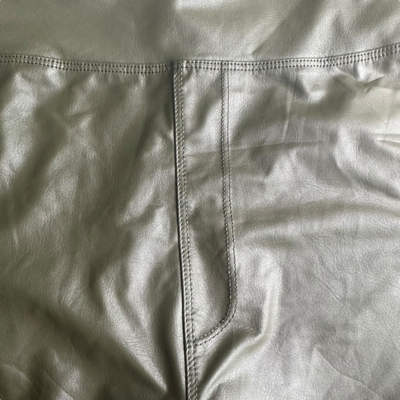 Aerie Offline Luxe Faux Leather Leggings Green NWT - Picture 6 of 7